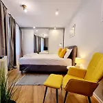 Blumar 1 In Super Center Apartment *